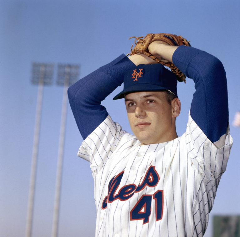 Tom Seaver Shows Off His Windup