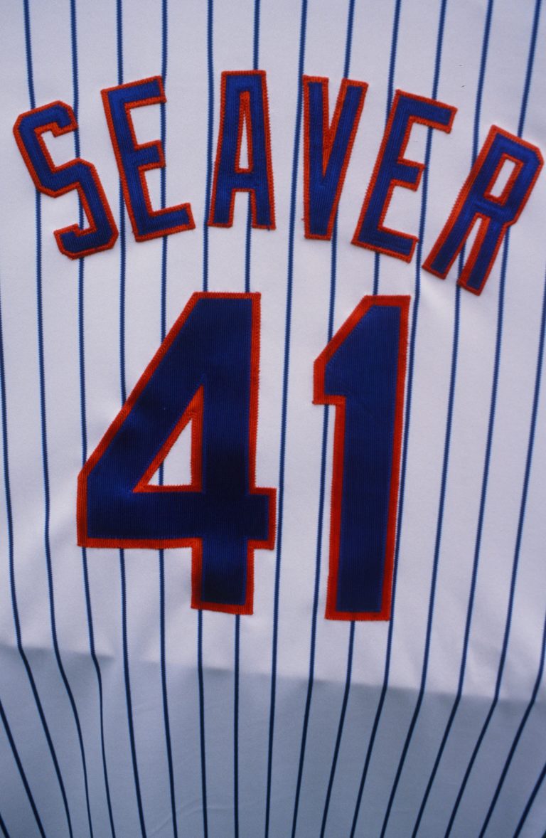 Mets Honor Tom Seaver and Retire His Number