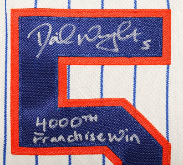 Wright Signed Jersey from Franchise Win 4,000 - Autograph Detail