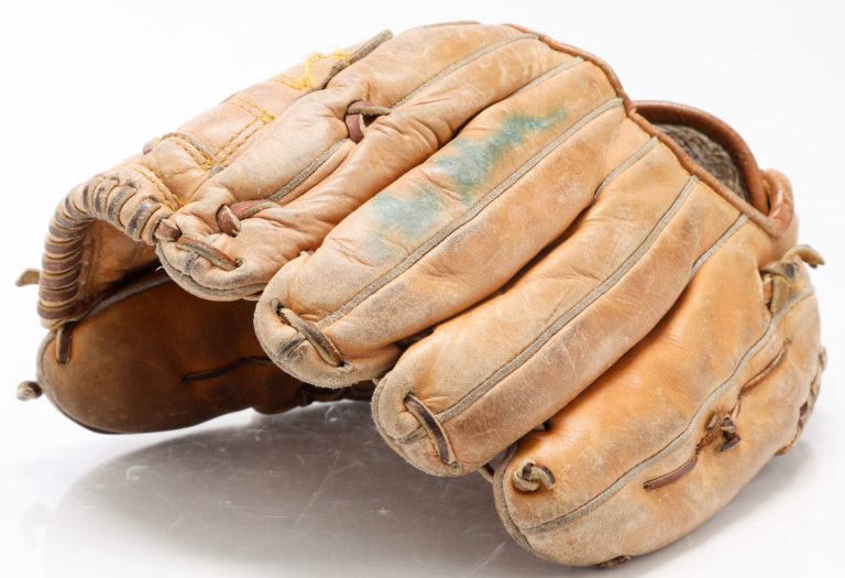 Tom Seaver Autographed Glove