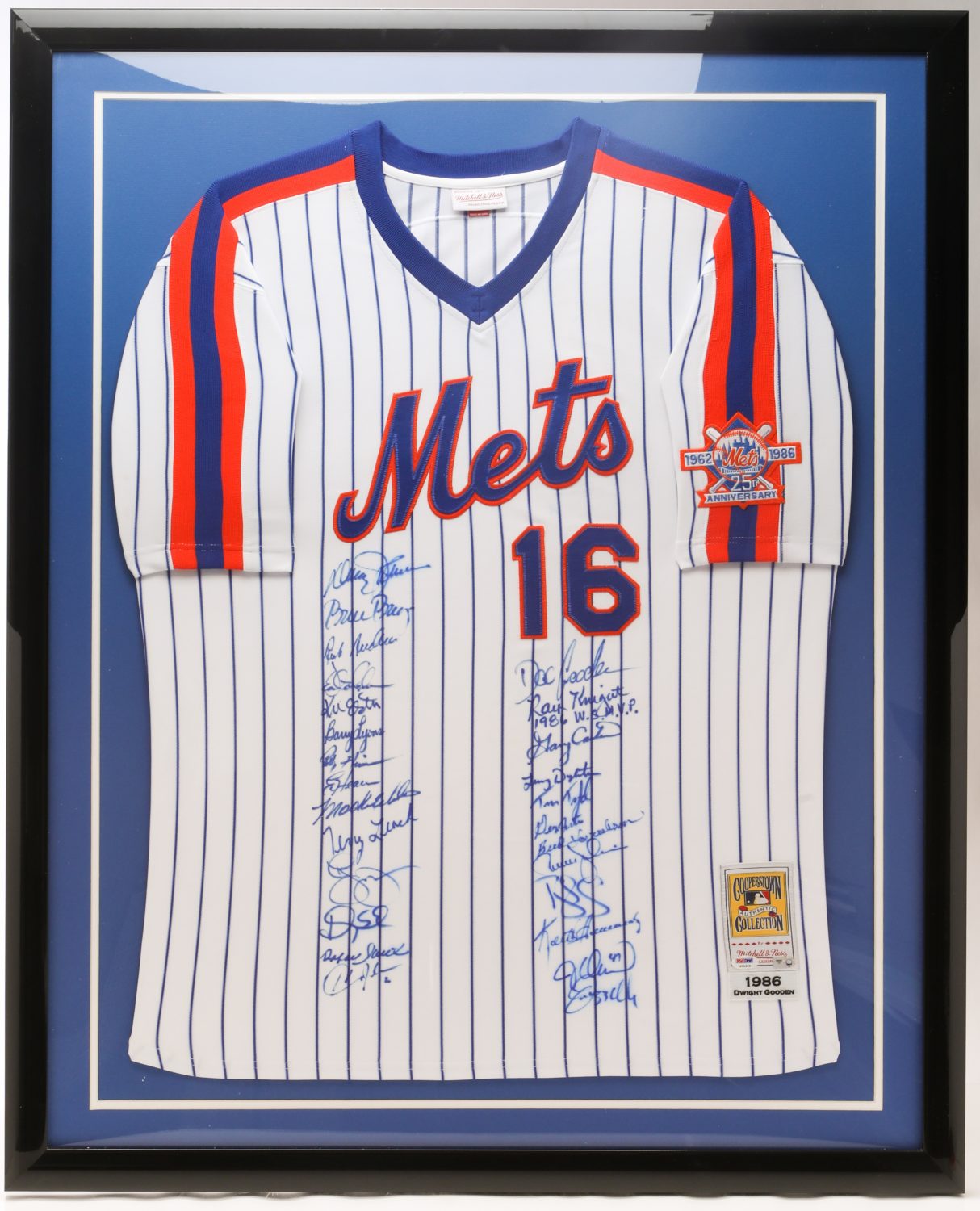Dwight Gooden Jersey Signed by 1986 World Series Team