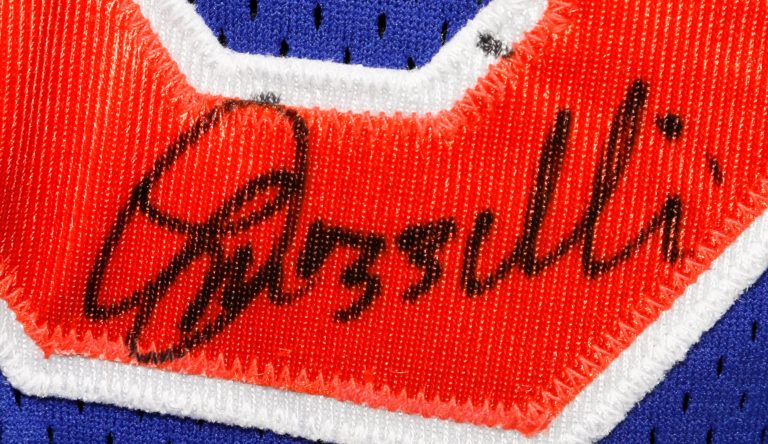 Lee Mazzilli Autographed Batting Practice Jersey - Autograph Detail