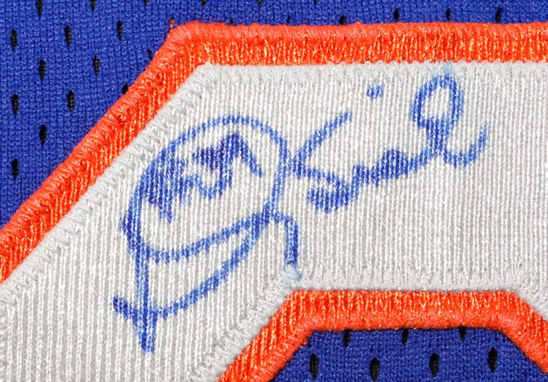 Doug Sisk Autographed Batting Practice Jersey - Autograph Detail