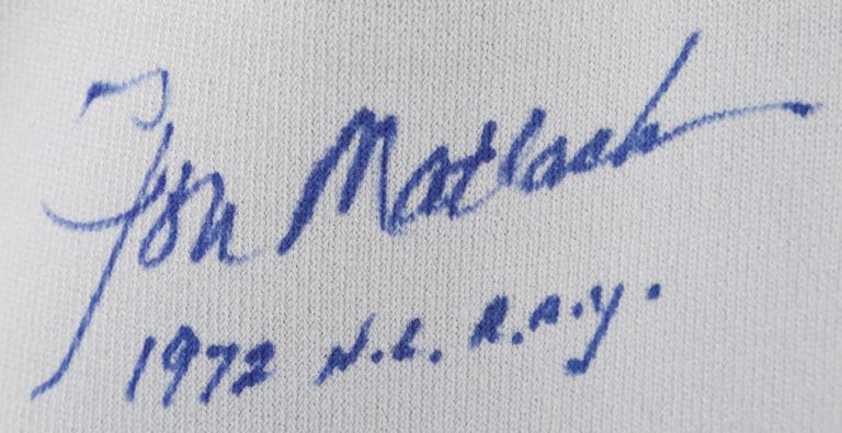 Jon Matlack Autographed Jersey - Autograph Detail