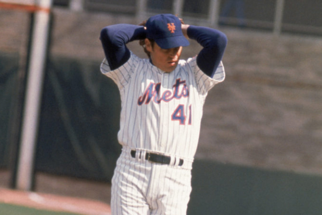 Tom Seaver Prepares to Deliver a Pitch