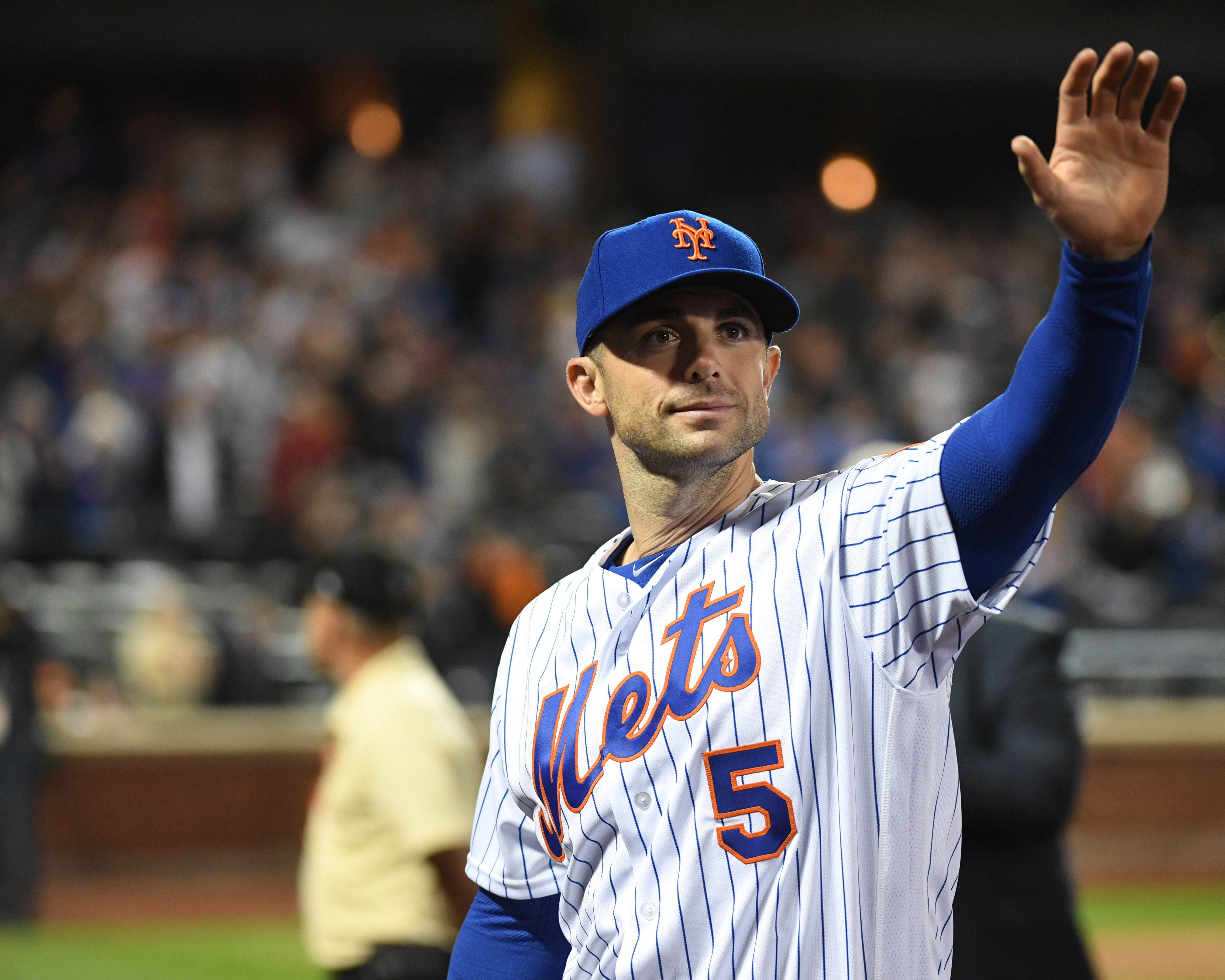 David Wright Waves to Fans