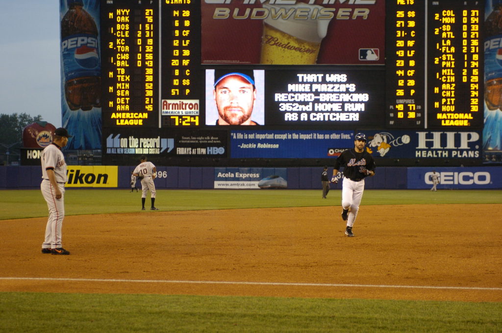 Mike Piazza Rounding the Bases After Breaking Carlton Fisk's Home Run Record