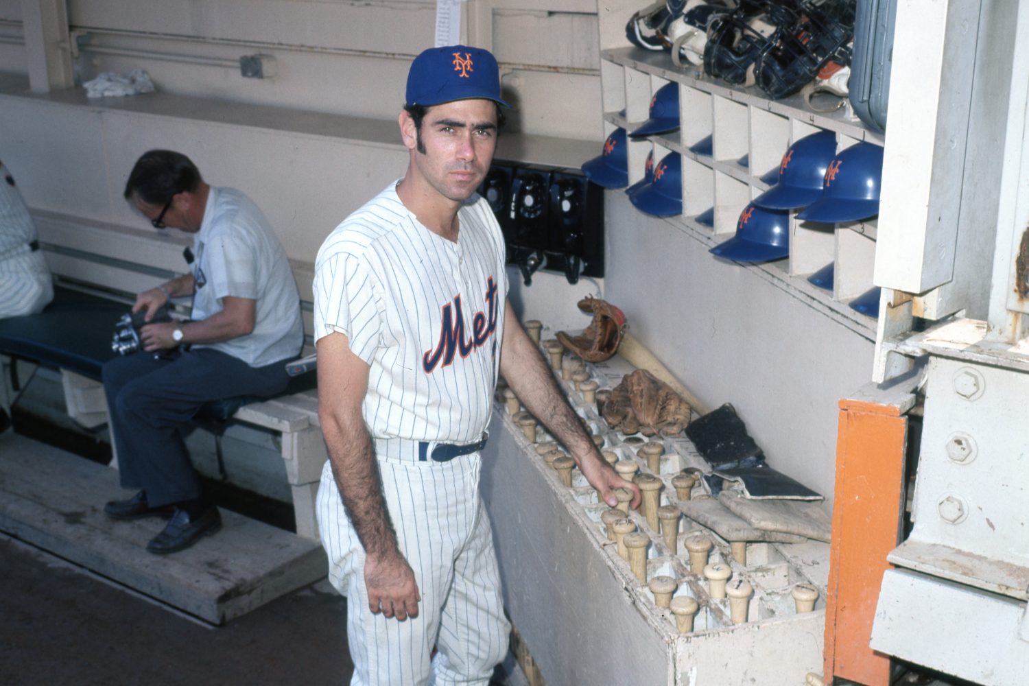 Art Shamsky Grabs Bat in Dugout