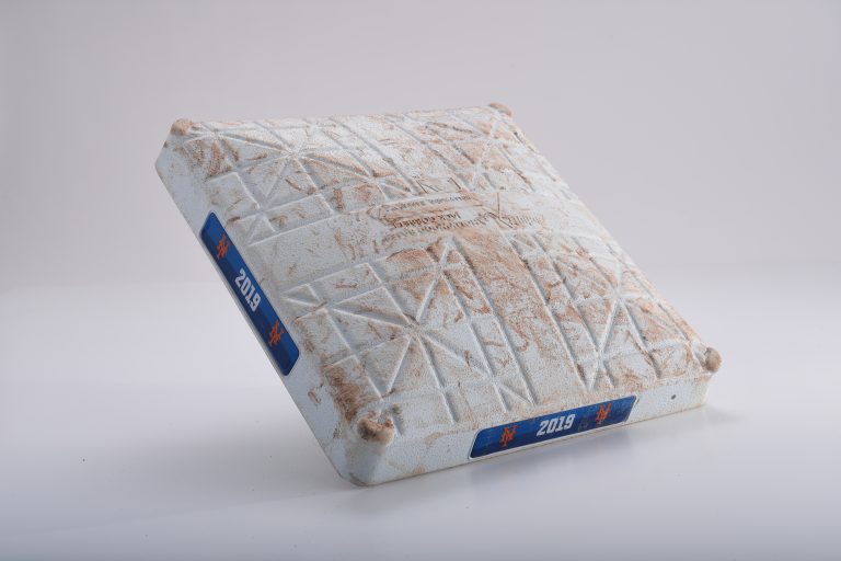 Third Base When Pete Alonso Tied Aaron Judge Rookie Home Run Record