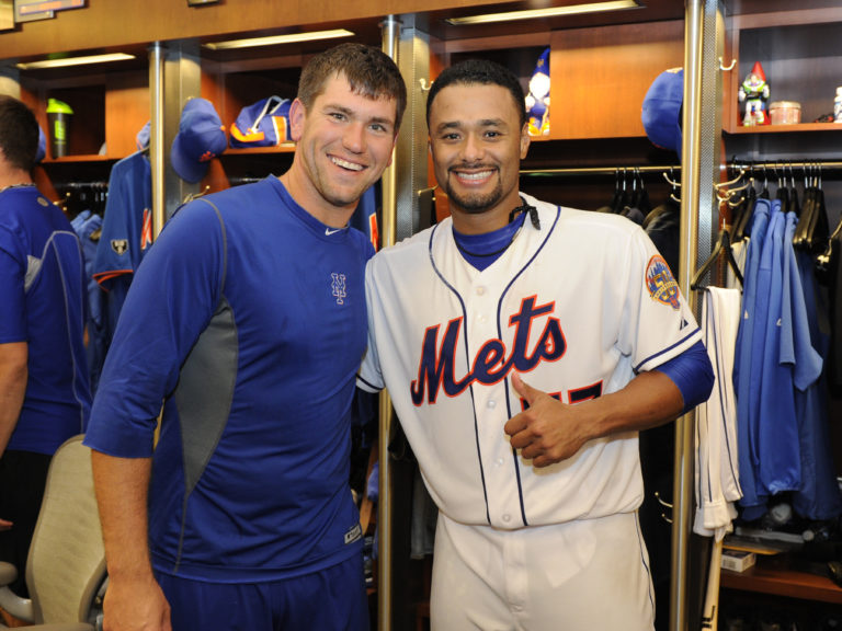 Video: Mets Fan In Jorts & Carter Jersey Joins Johan's No-Hitter  Celebration - Gothamist